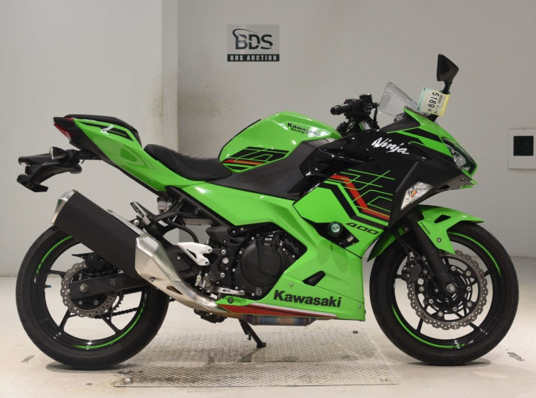 Мотоцикл Kawasaki NINJA400