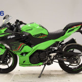 Мотоцикл Kawasaki NINJA400