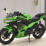 Мотоцикл Kawasaki NINJA400
