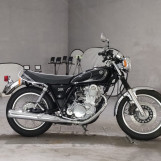 Мотоцикл Yamaha SR400 с пробегом 214 km