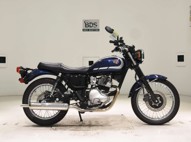 Мотоцикл Kawasaki W230 с пробегом 695 km