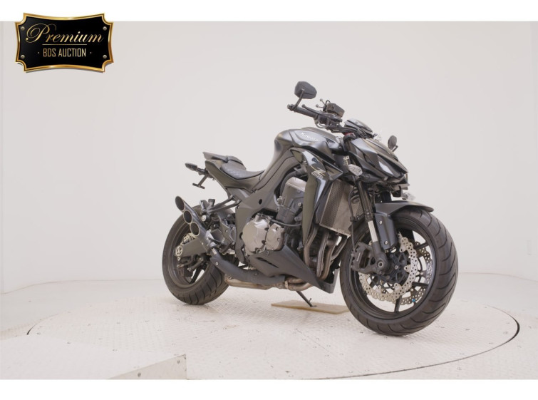 Мотоцикл Kawasaki Z1000 з пробігом 27676 km