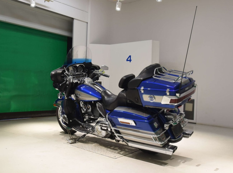 Мотоцикл HD ELECTRA GLIDE FLHTCU1580