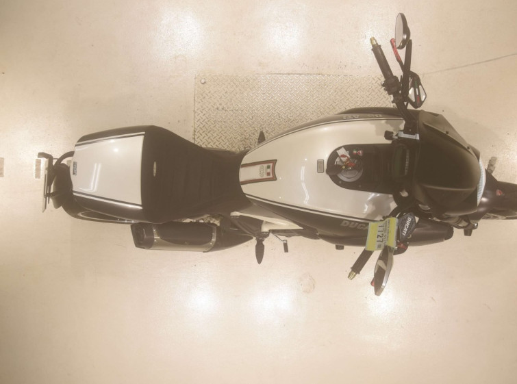 Мотоцикл Ducati DIAVEL
