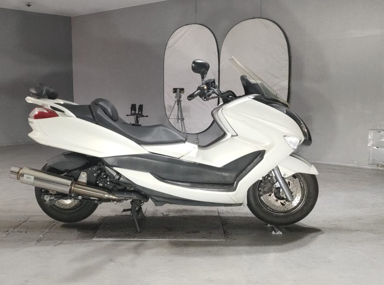 Мотоцикл Yamaha MAJESTY 250 с пробегом 19901 km