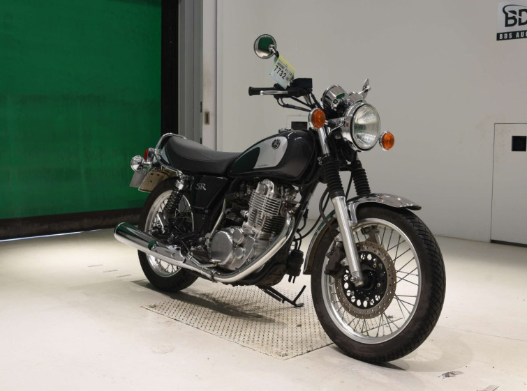 Мотоцикл Yamaha SR400 с пробегом 6376 km