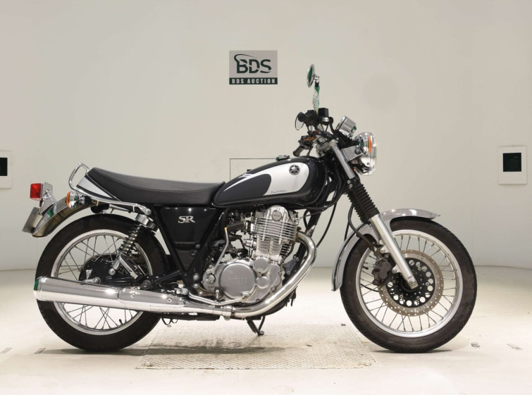 Мотоцикл Yamaha SR400 с пробегом 6376 km