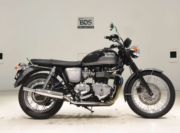 Мотоцикл Triumph BONNEVILLE T100 з пробігом 14994 km