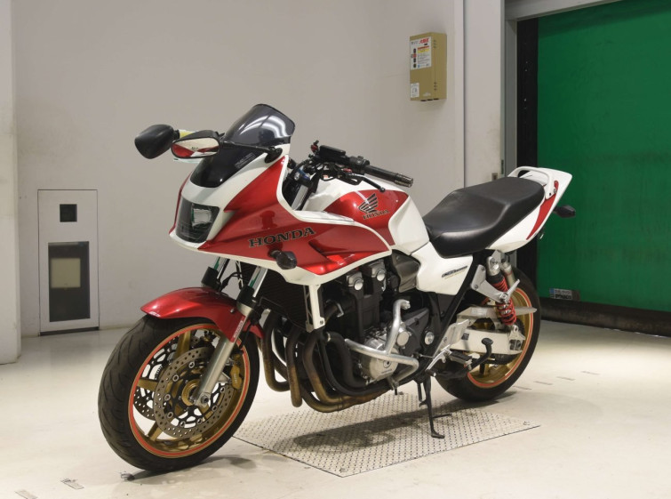 Мотоцикл Honda CB1300SF BOLDOR з пробігом 31072 km