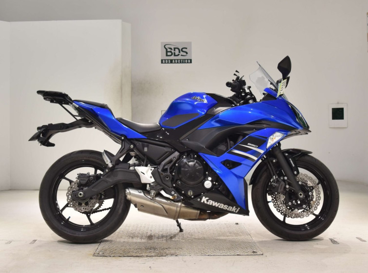 Мотоцикл Kawasaki NINJA650A з пробігом 10712 km