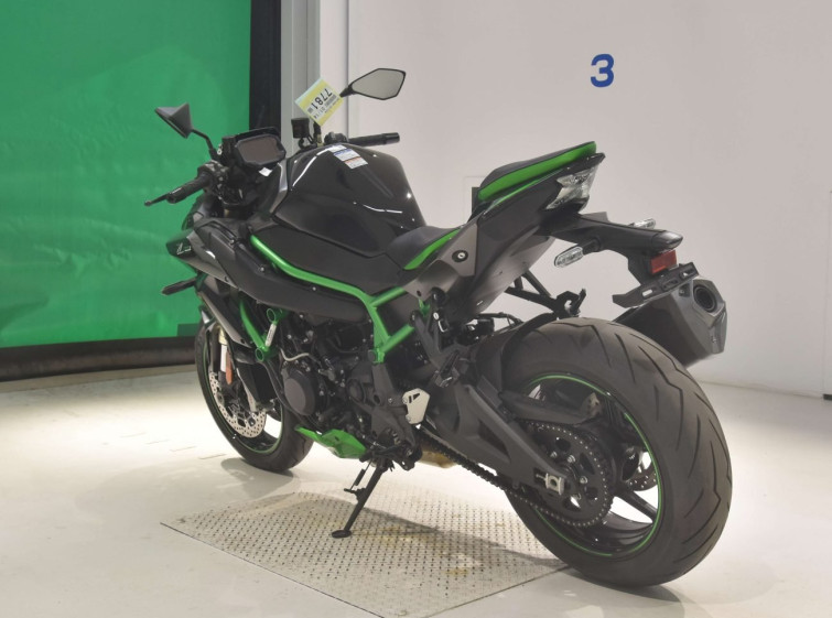Мотоцикл Kawasaki Z H2 SE с пробегом 2771 km