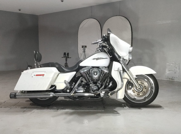 Мотоцикл HD SREET GLIDE FLHX1580 з пробігом 39137 km