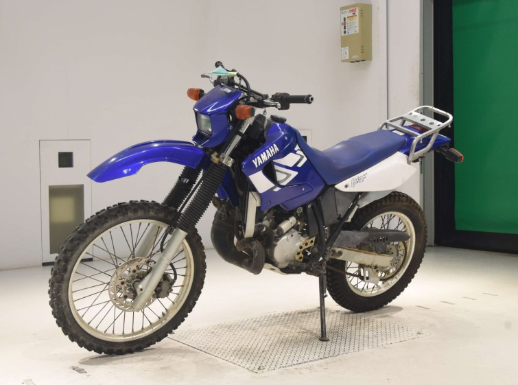 Мотоцикл Yamaha DT230 LANZA