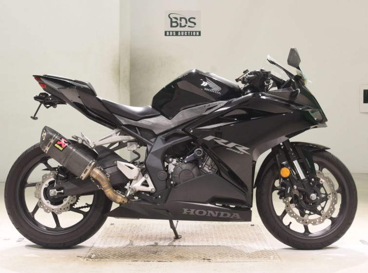Мотоцикл Honda CB250RR с пробегом 12633 km