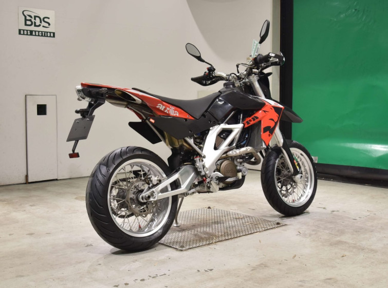Мотоцикл Aprilia SXV550 с пробегом 5500 km