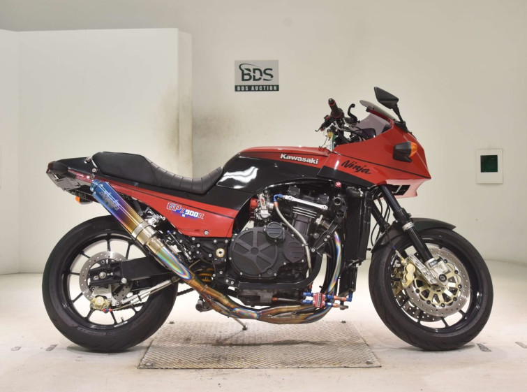Мотоцикл Kawasaki GPZ900R с пробегом 21155 km