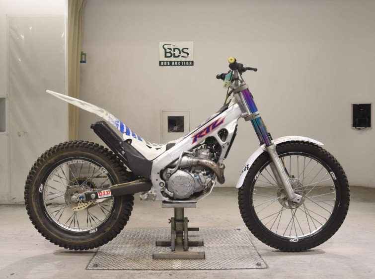 Мотоцикл Honda RTL250R