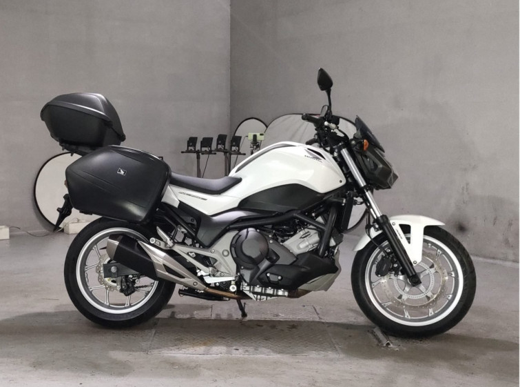 Мотоцикл Honda NC750S с пробегом 717 km