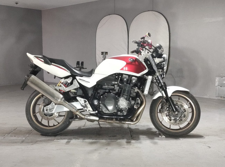 Мотоцикл Honda CB1300SF
