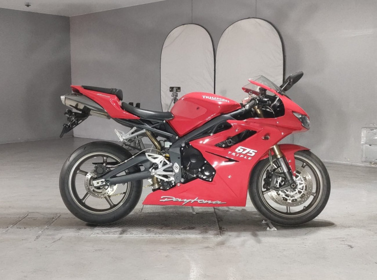 Мотоцикл Triumph DAYTONA 675 с пробегом 19781 km