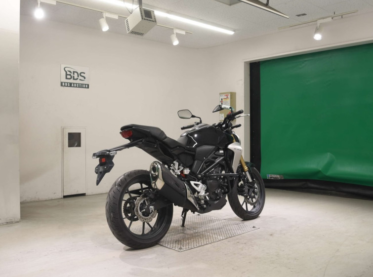 Мотоцикл Honda CB250RA з пробігом 1312 km