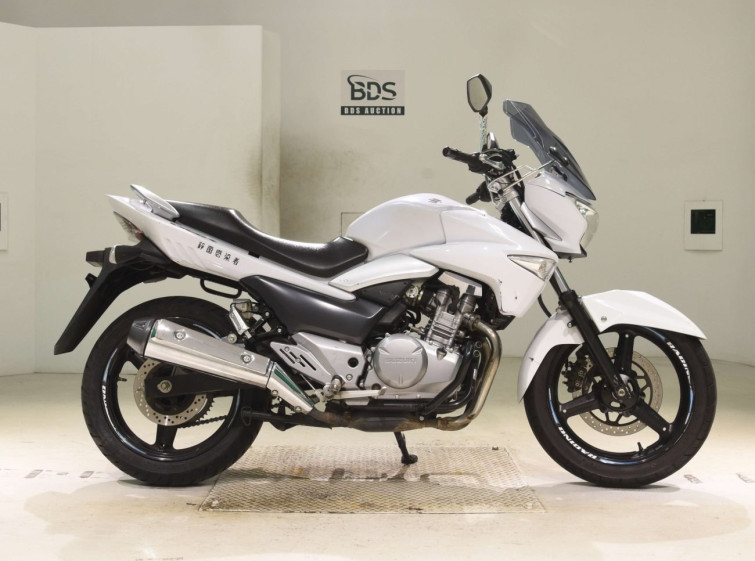 Мотоцикл Suzuki GSR250 с пробегом 22292 km