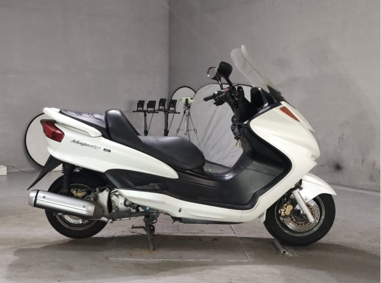 Мотоцикл Yamaha MAJESTY 250 с пробегом 12194 km
