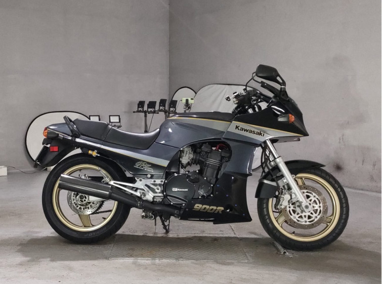 Мотоцикл Kawasaki GPZ900R с пробегом 70843 km
