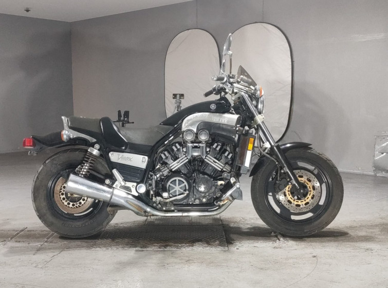 Мотоцикл Yamaha V-MAX1200 с пробегом 12765 m