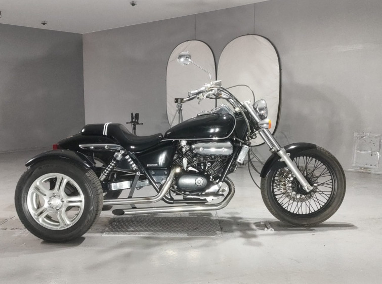 Мотоцикл Honda MAGNA250 TRIKE с пробегом 6515 km