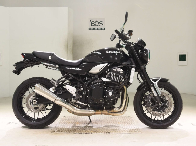 Мотоцикл Kawasaki Z900RS з пробігом 4813 km