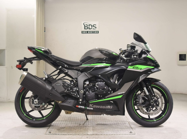 Мотоцикл Kawasaki ZX-6RA с пробегом 5321 km