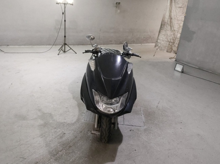 Мотоцикл Honda з пробігом 10369 km