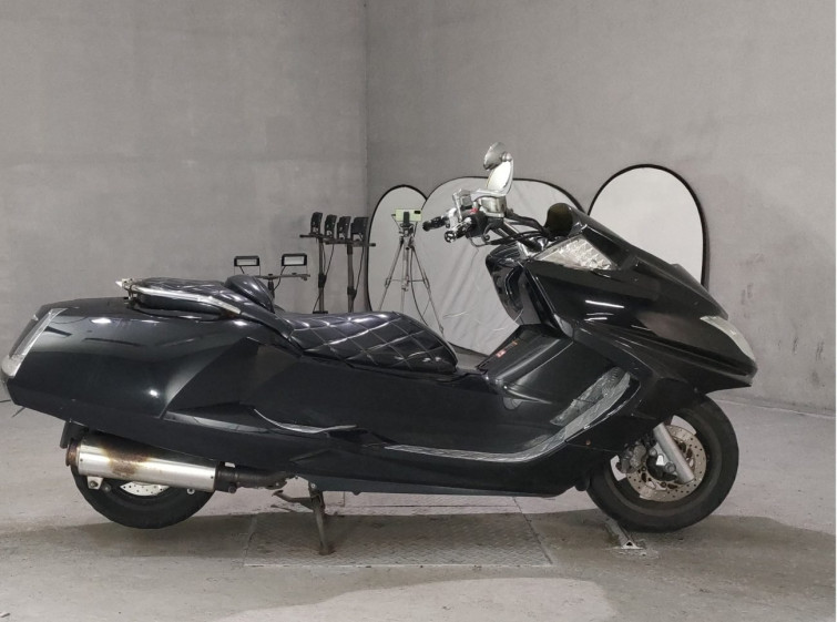 Мотоцикл Honda з пробігом 10369 km