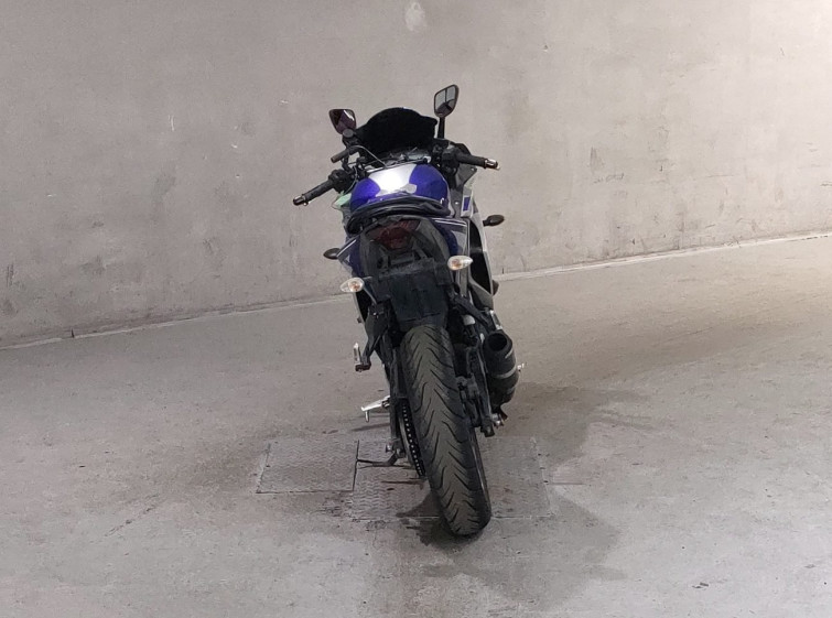 Мотоцикл Yamaha YZF-R25 с пробегом 49191 km