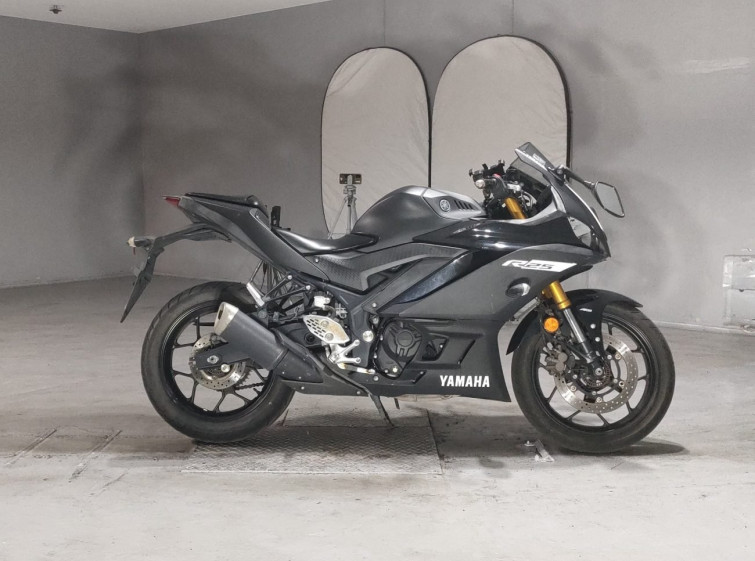 Мотоцикл Yamaha YZF-R25 с пробегом 25151 km