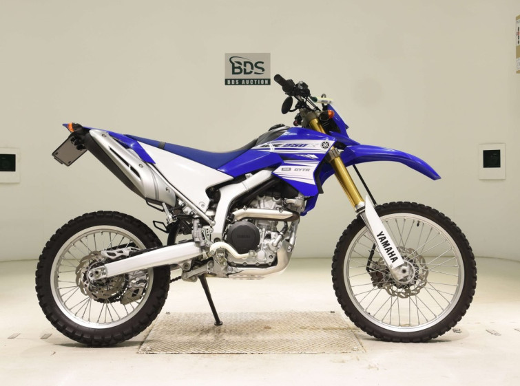 Мотоцикл Yamaha WR250R с пробегом 4585 km