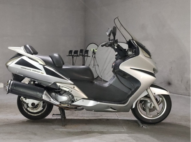 Мотоцикл Honda SILVERWING 600 з пробігом 27395 km