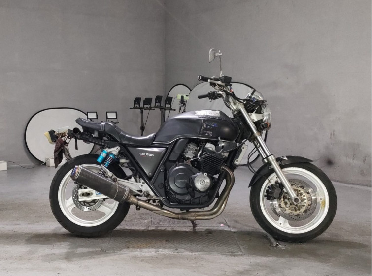 Мотоцикл Honda CB400SF з пробігом 56742 km