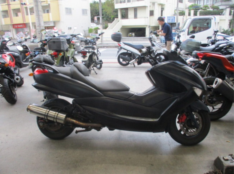 Мотоцикл Yamaha MAJESTY 250