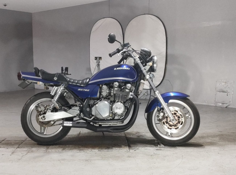 Мотоцикл Kawasaki ZEPHYR750 с пробегом 69641 km