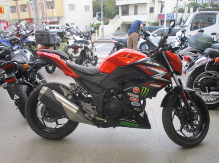 Мотоцикл Kawasaki Z250 с пробегом 7060 km