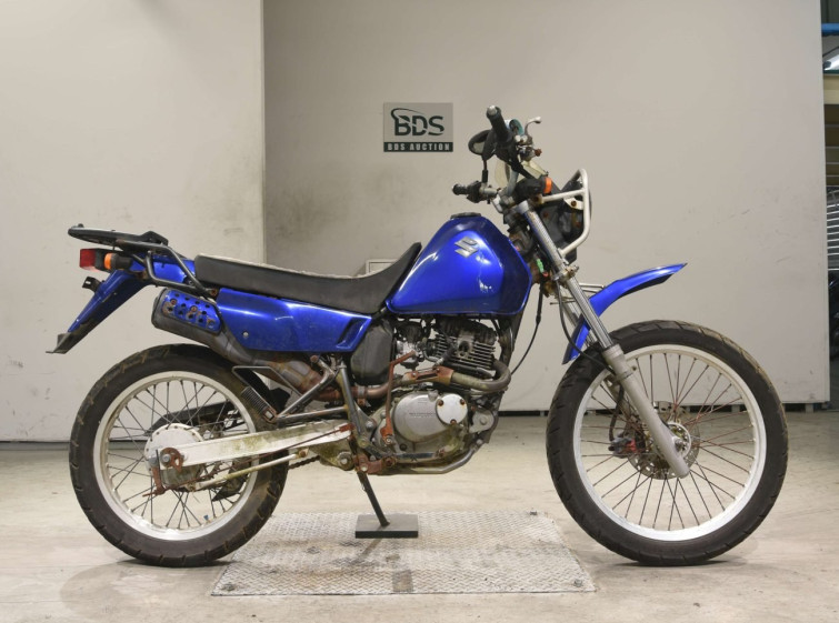 Мотоцикл Suzuki DJEBEL200 с пробегом 23137 km