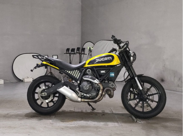 Мотоцикл Ducati SCRAMBLER 803 ICON з пробігом 33203 km