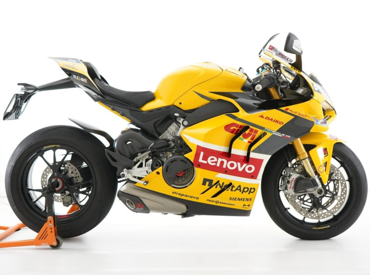 Мотоцикл Ducati PANIGALE V4 з пробігом 700 km