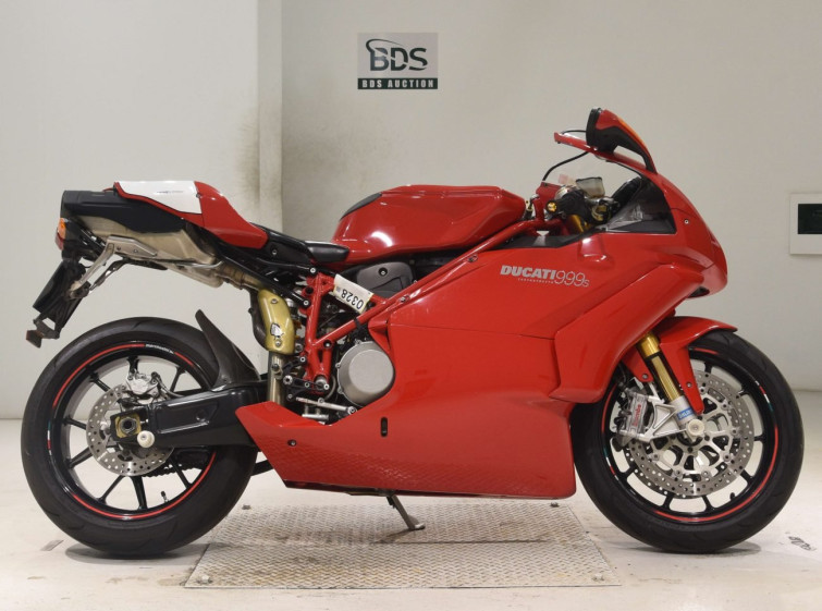 Мотоцикл Ducati 999S з пробігом 15666 km