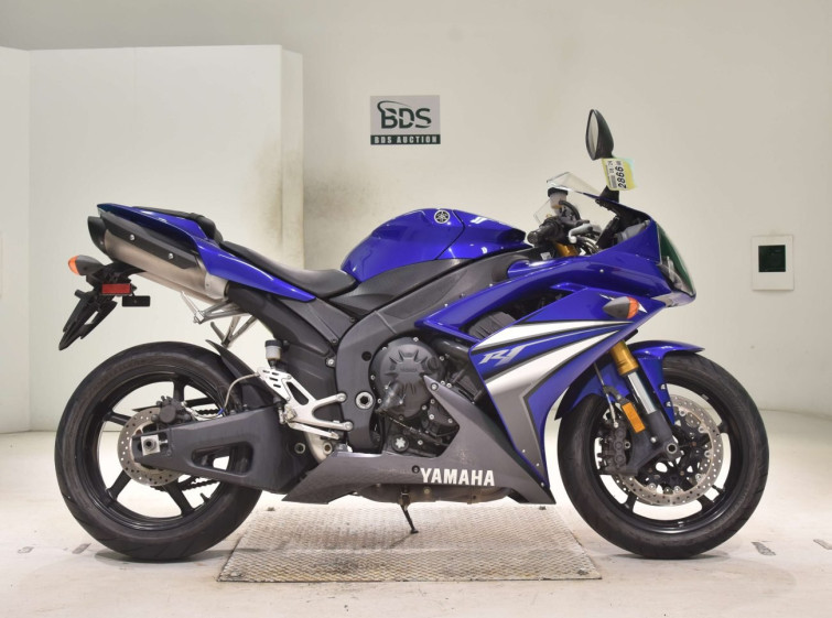 Мотоцикл Yamaha YZF-R1 з пробігом 13660 km