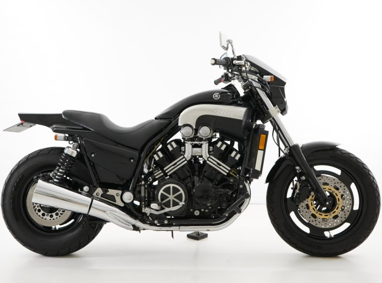 Мотоцикл Yamaha V-MAX1200 с пробегом 1951 m