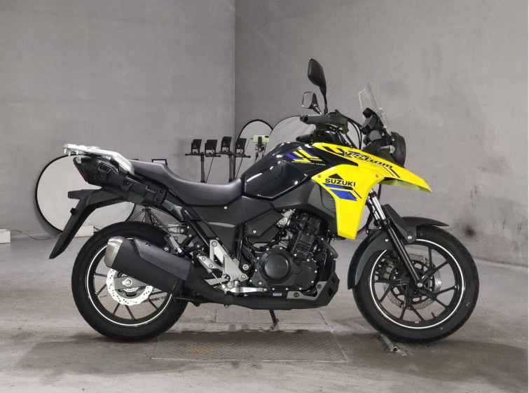 Мотоцикл Suzuki V-STROM DL250 з пробігом 2009 km