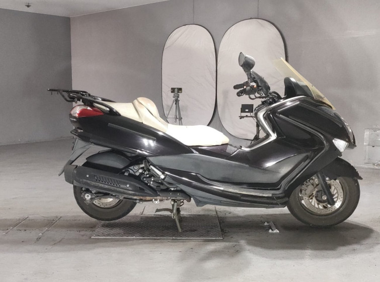 Мотоцикл Yamaha MAJESTY 250 с пробегом 77613 km